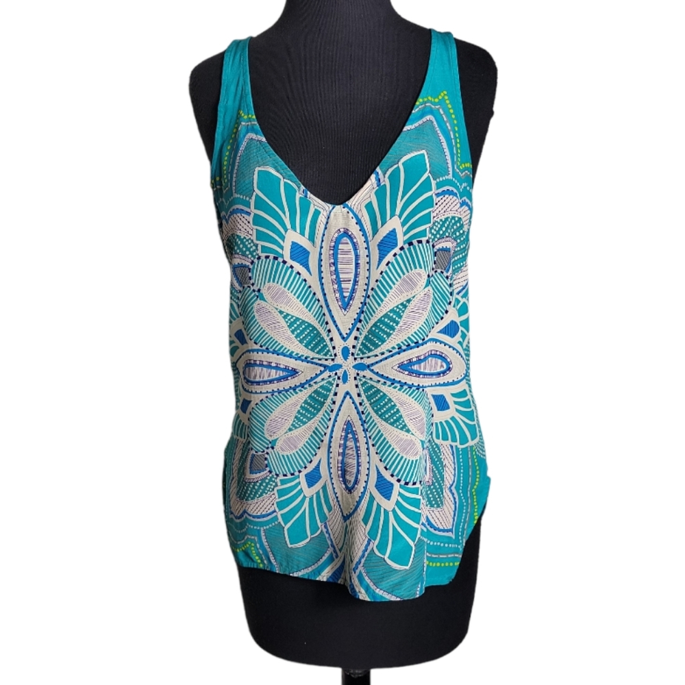 Tt collection sleeveless v neck silk high low top size medium